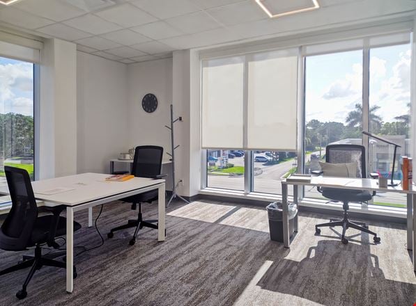 Regus - Naples - 3003 Tamiami Trail