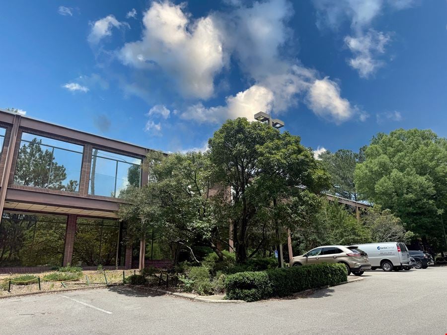 924 Montclair Rd