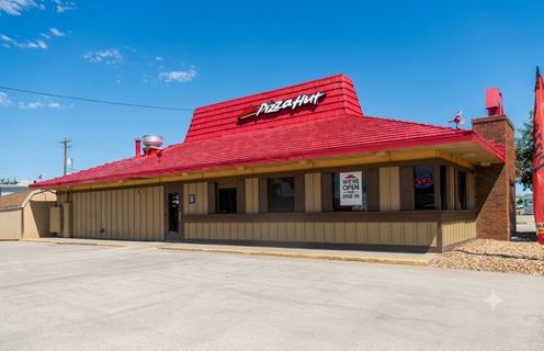 2,478 ± SF Freestanding Restaurant Opportunity on 0.40 ± AC