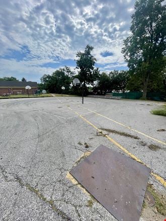 Gillis Center School
