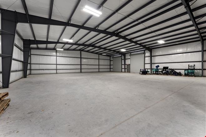 Building 7 - 25533 Richards Rd - Sublease