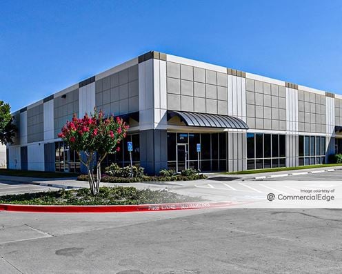 Waters Ridge Tech Center II & III