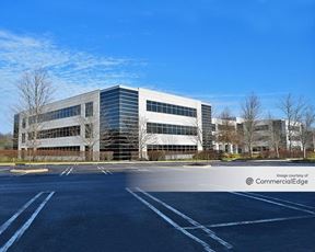 Quakerbridge Plaza - 3444 Quakerbridge Road, Hamilton, NJ | Office Space