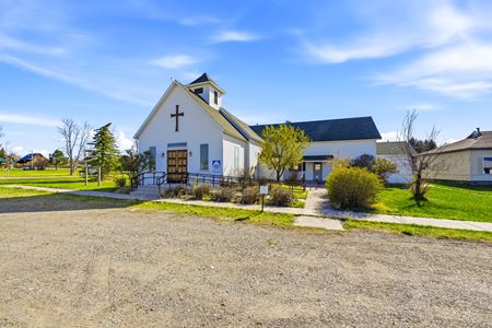 Other space for Sale at 204, 210 Miles Avenue in Clyde Park
