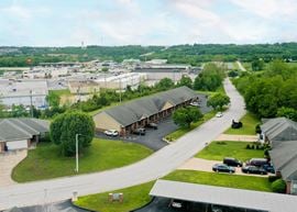 1,000 SF Office Space For Lease in Ozark