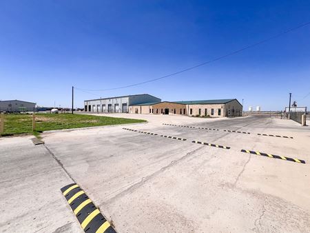 Photo of commercial space at 3201 W Murphy St in Odessa