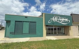 27203-27111 Gratiot Ave