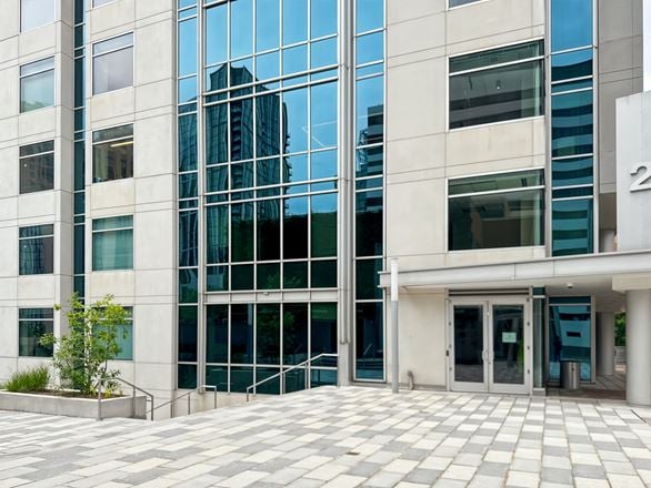 Regus - Bethesda - Metro Ctr