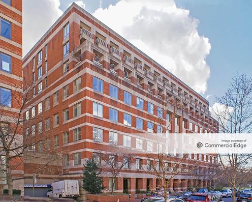 2450 N Street NW
