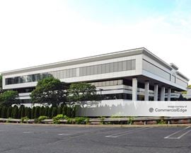 Paramus Corporate Center