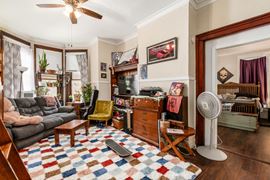 320 Woodlawn Ave