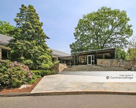 1 Glendinning Place