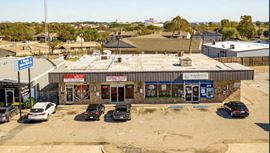 711 Lake Air Dr