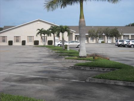 Commercial space for Rent at 3660 Central Avenue in Fort Myers