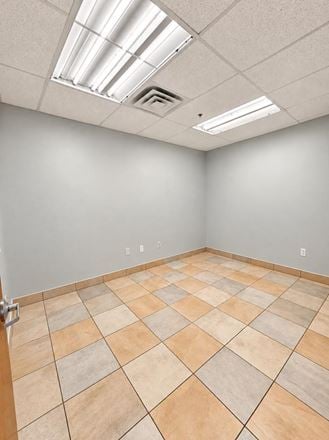 Eagle Drive Business Warehouse Center