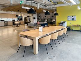 Regus - Mississauga - Toronto Airport Corporate Centre