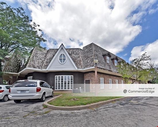 1600 Heritage Landing