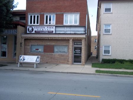 Photo of commercial space at 6780 N Northwest Hwy in Chicago