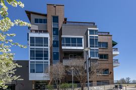 5 W Mountain St