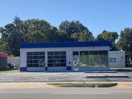 AUTO/RETAIL SPACE FOR SALE OR LEASE ON SUNSHINE