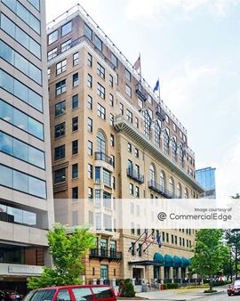 The Army Navy Club Building