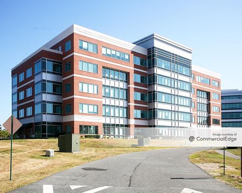 Water's Edge Corporate Center - 4694 Millennium Drive