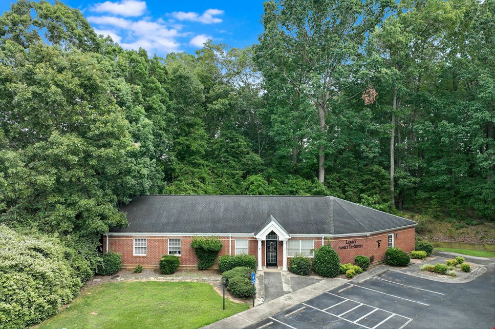 224 Shallowford Rd NW