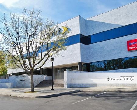 Photo of commercial space at 6715 N. Palm Avenue in Fresno