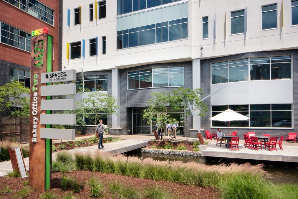 25% off Bakery Square