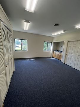 84 Pleasant Hill Rd