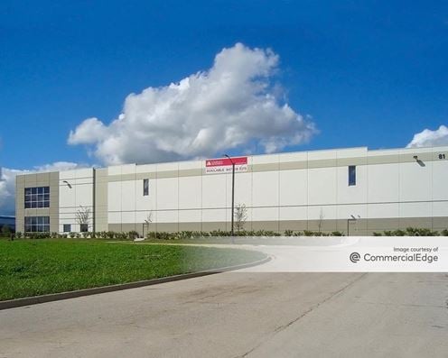 Pinnacle Business Center - 81-87 Paragon Drive