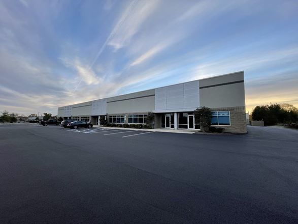 Campus Drive Office & Flex Buildings