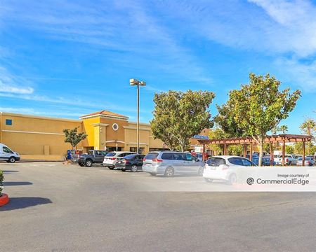 Retail space for Rent at 260 West Foothill Pkwy in Corona