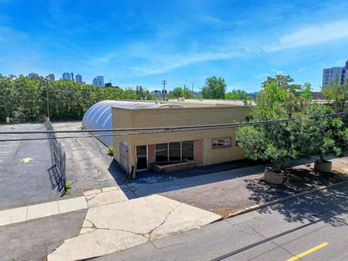 2030 Clay Street