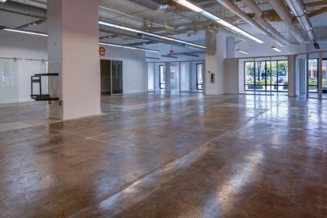 Retail/Office Space for Lease