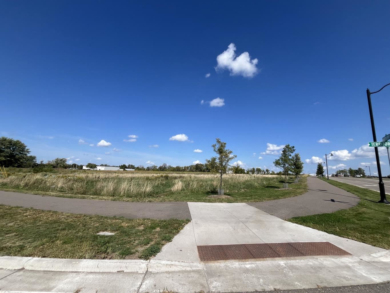 Dayton Pkwy & Territorial Rd