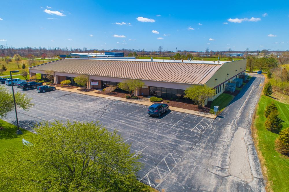 10,094 SF Flex Space Available in Summit Industrial Park