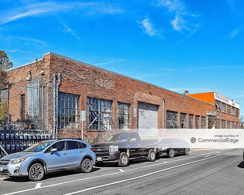 2121 Peralta Street, Oakland, CA Industrial Building