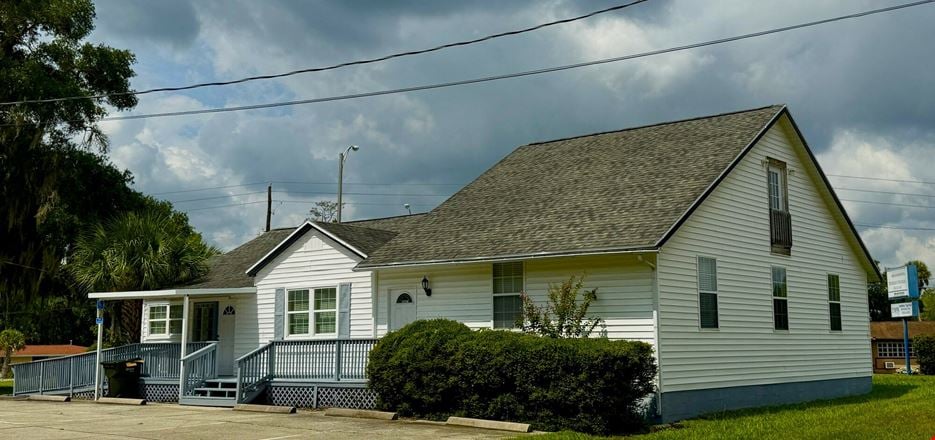 2,246sf Office + Vacant Lot Hwy 441
