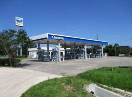 Photo of commercial space at 26026 Southwest Frwy  in Rosenberg