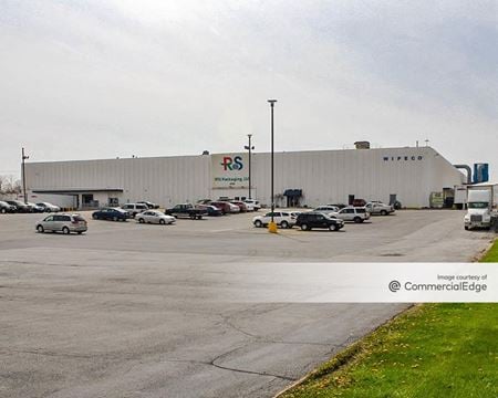 Photo of commercial space at 250 North Mannheim Road in Hillside