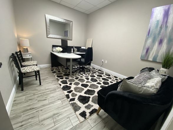 Hill Valley Suites - 1211 Tech Blvd