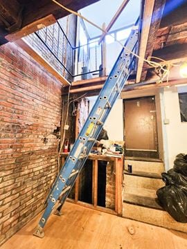 598 Pacific St