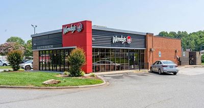 5713 University Pkwy