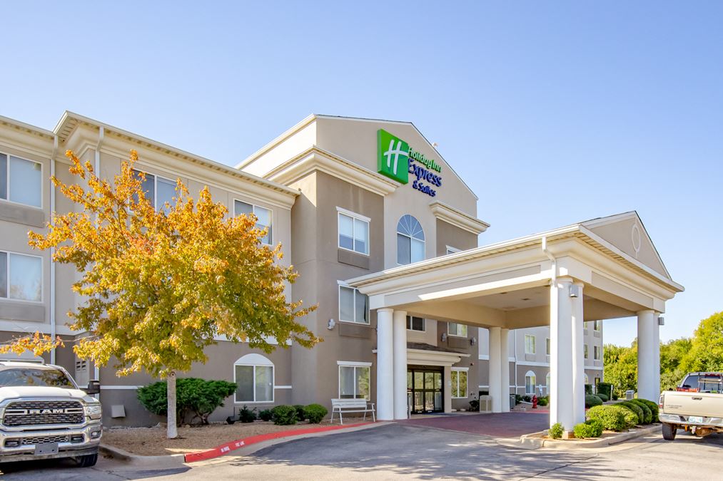 Holiday Inn Express & Suites Chickasha (OKC MSA) OK