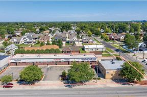 1400-1412 Eureka Rd For Lease