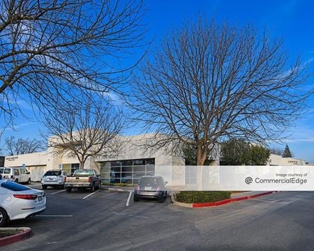 Office space for Rent at 7014 North Whitney Avenue in Fresno