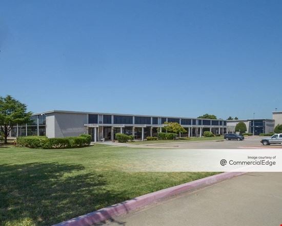 2501 South State Highway 121