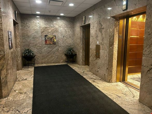Office Space at One Financial Plaza