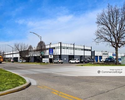 Queensgate Commerce Center